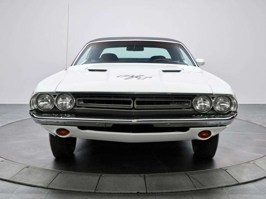  Dodge Challenger R/T 1971 года  (фото 4 из 15)